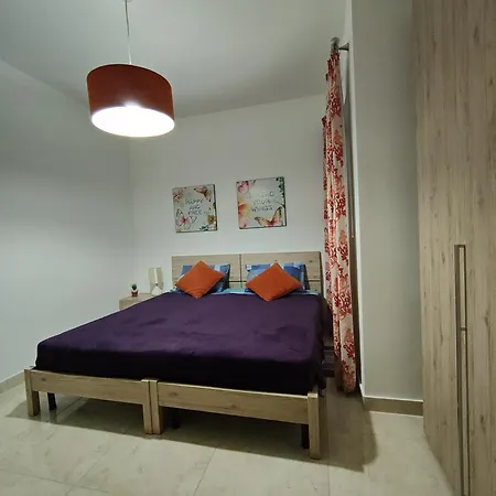 Entire I Pool Access I Walk To 4* Marsalforn