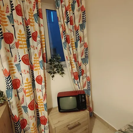 Escape I Sun, Pool & Πανσιόν Marsalforn