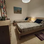 Holiday Escape I Sun, Pool & Beach Guest house 4*
