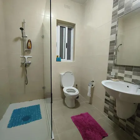 Konukevi Entire I Pool Access I Walk To