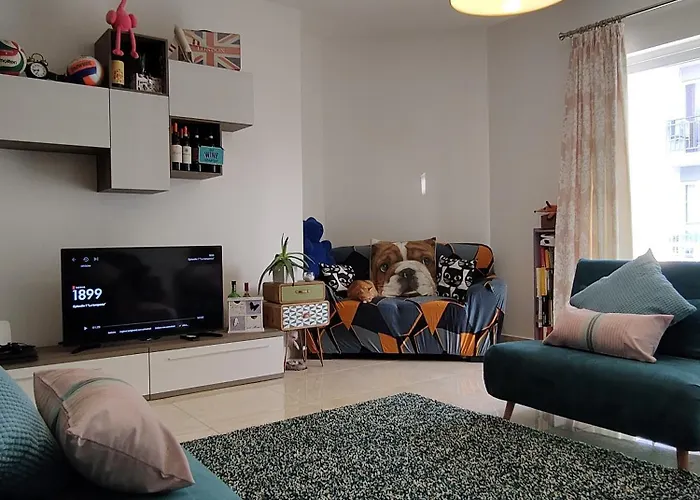 Entire I Pool Access I Walk To 4* Marsalforn