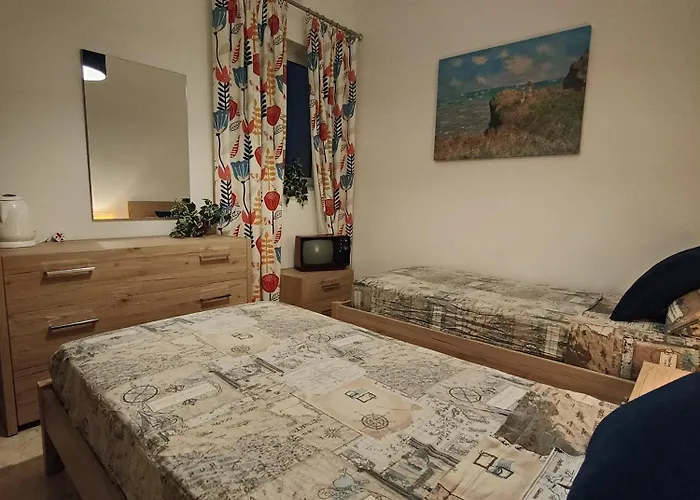 Entire I Pool Access I Walk To Marsalforn